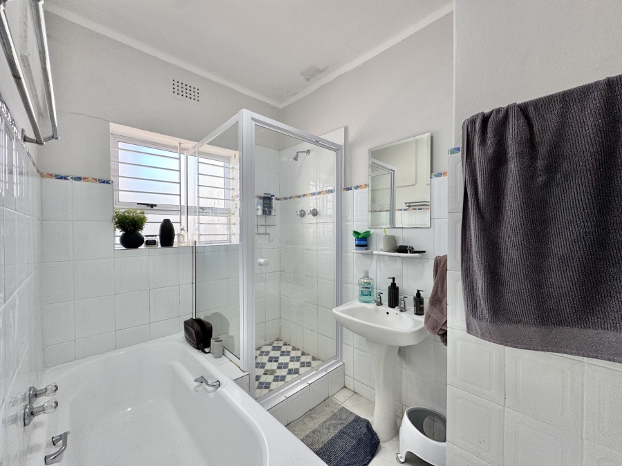 2 Bedroom Property for Sale in Rondebosch Western Cape